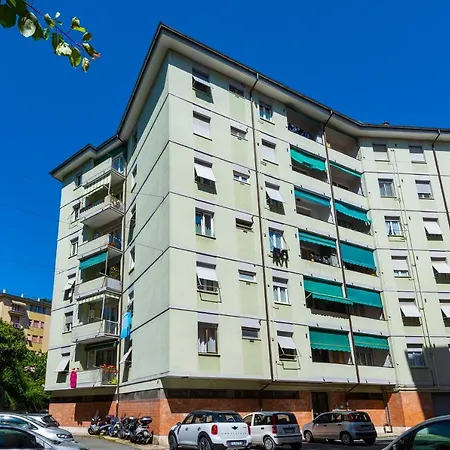 Peaceful لا سبيتسْيا